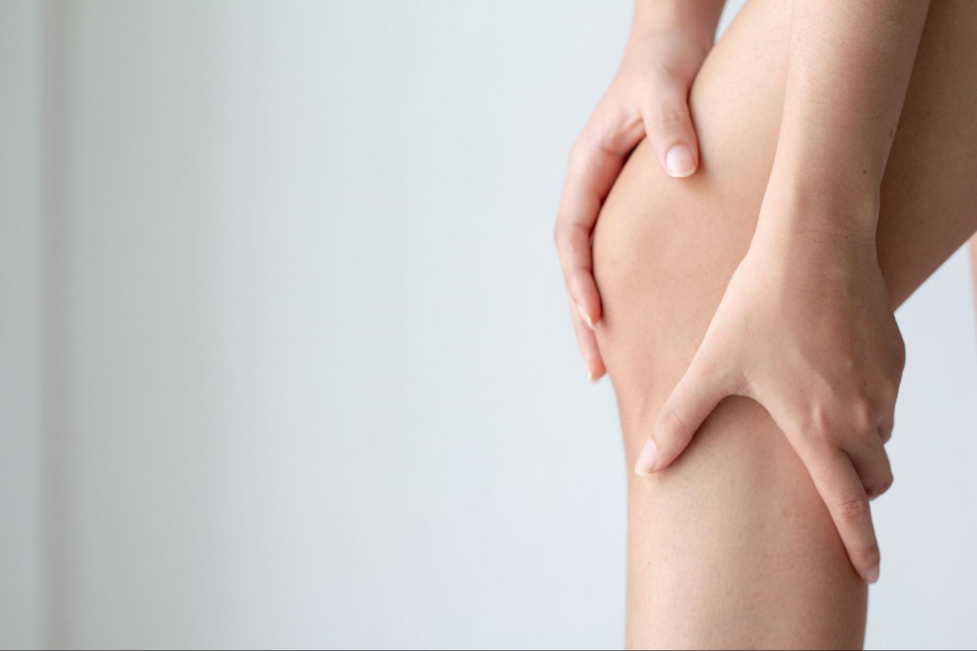 runner knee iliotibial band syndrome jumper knee patellar tendinopathy stem cell
